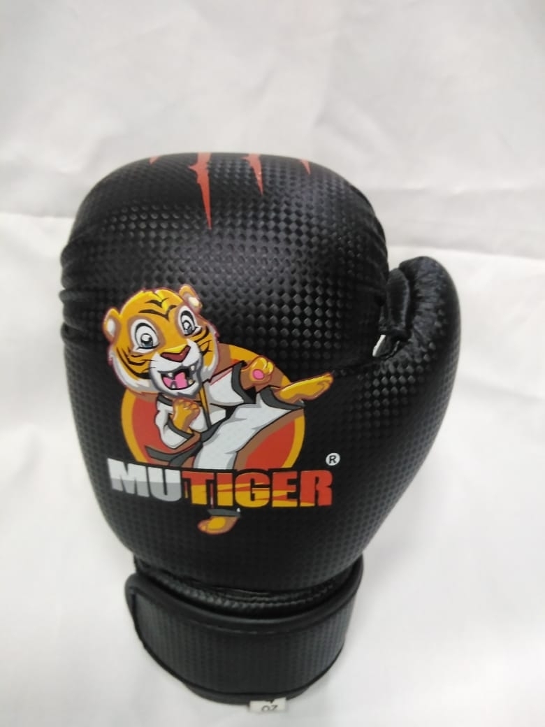 Boxhandschuhe "MUTIGER KA" schwarz, PU, 4 oz