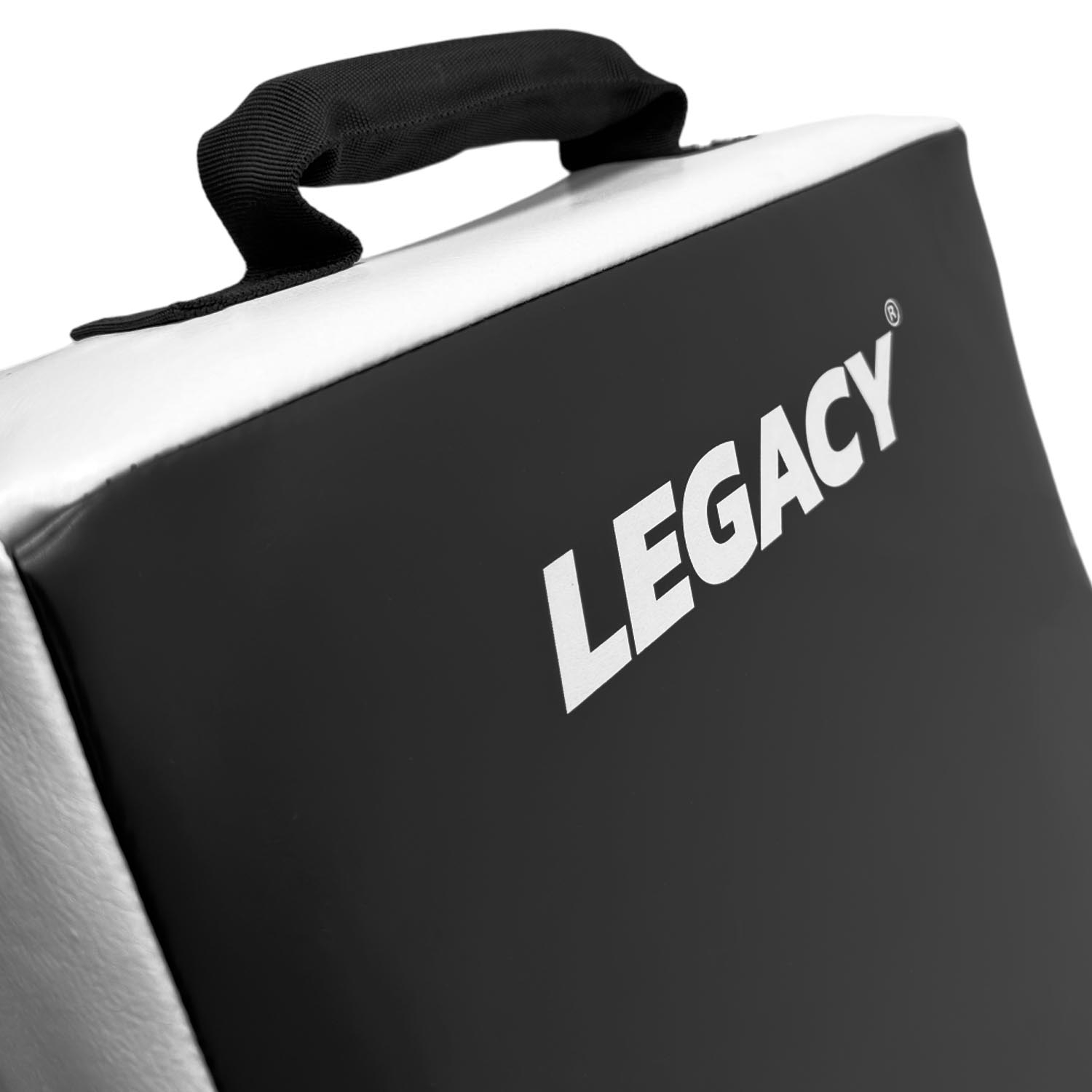 LEGACY curved shield 76x36x18 cm, black-white, curved LEGACY curved shield 76x36x18 cm, black-white, curved
