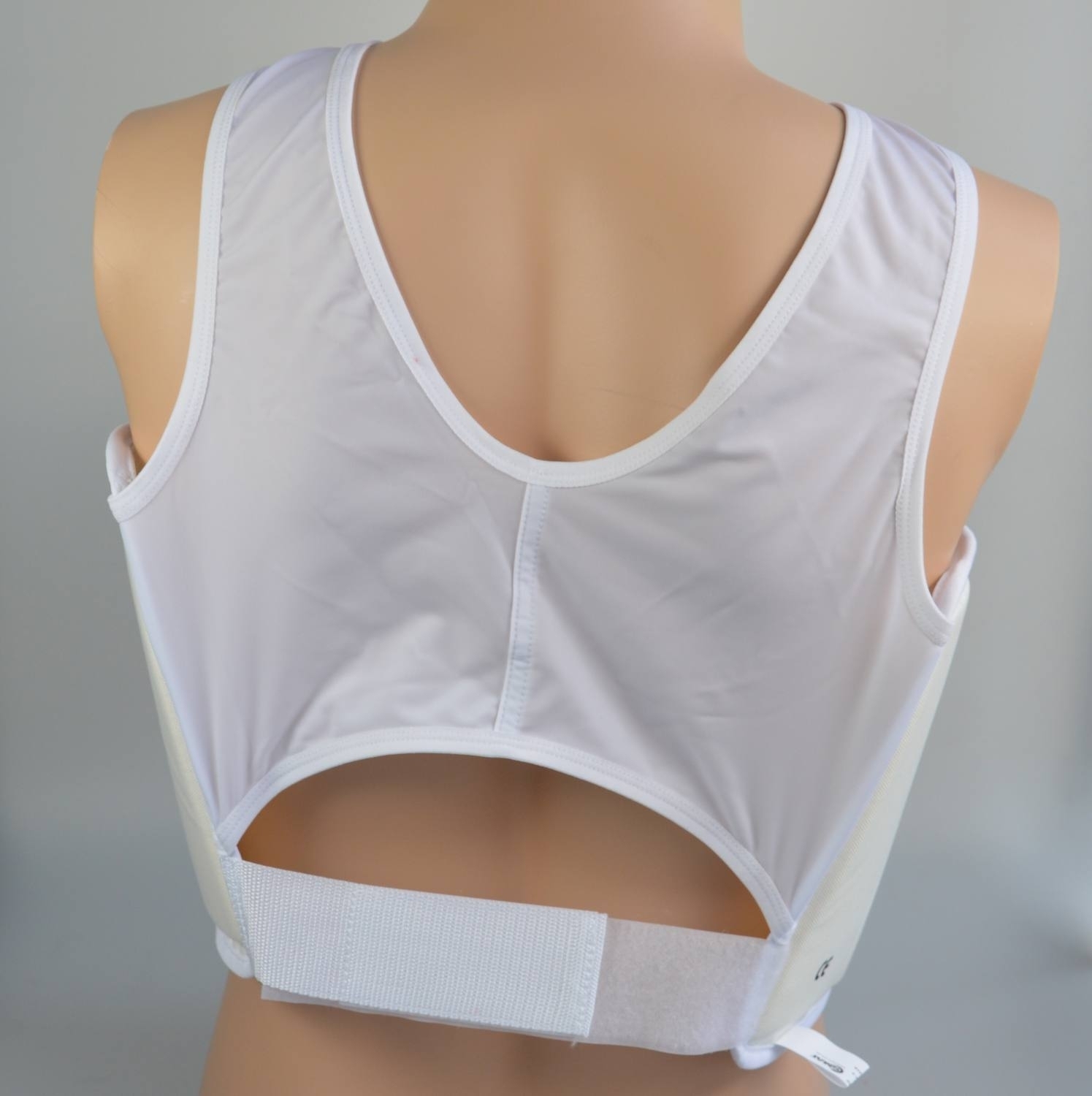 SMAI WKF Karate Chestguard XL